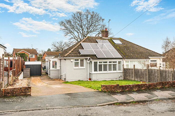 3 Bedroom Bungalow For Sale In Woodside Road, Farnham, Surrey, GU9