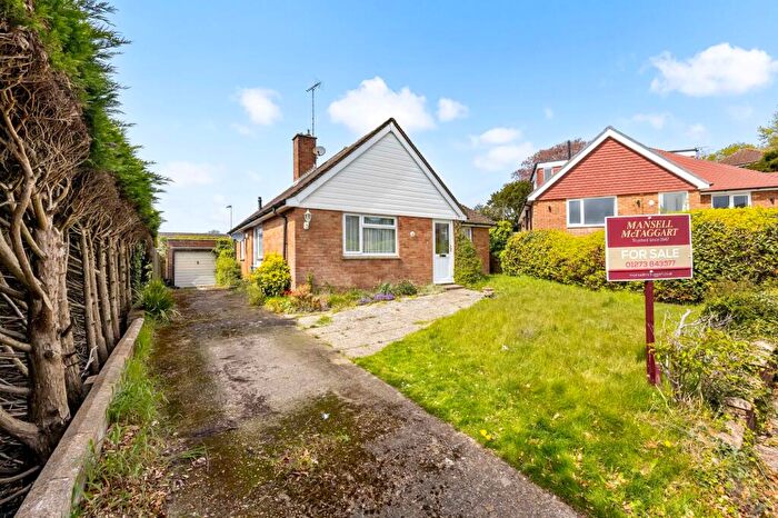 3 Bedroom Bungalow For Sale In Highlands Close, Hassocks, BN6