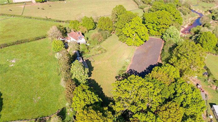 4 Bedroom Detached House For Sale In Ogdens, Fordingbridge, Hampshire, SP6