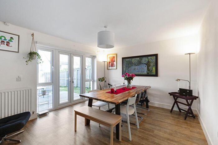 5 Bedroom Detached House For Sale In Talla Street, Liberton, Edinburgh, EH16