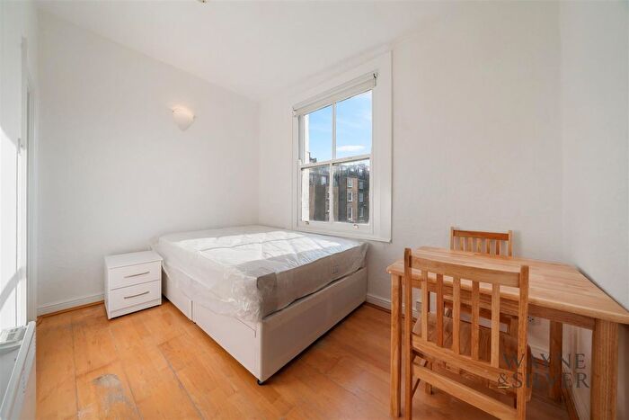Studio To Rent In Surrendale Place, Maida Vale, W9