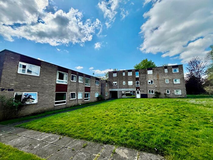 2 Bedroom Flat To Rent In Bedford Court, Leeds, LS8