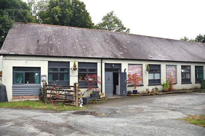 3 Bedroom Cottage For Sale In Cysgod Y Felin, Cilwendeg, SA44