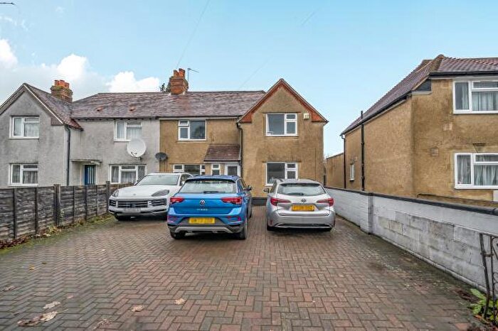 5 Bedroom Semi-Detached House For Sale In London Road, Headington, Oxford, OX3