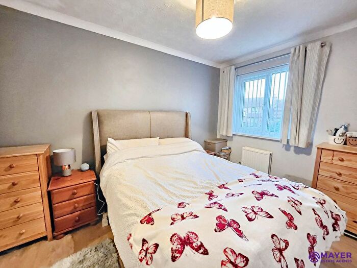 3 Bedroom Semi-detached House For Sale In Walsingham Court, Plympton, PL7