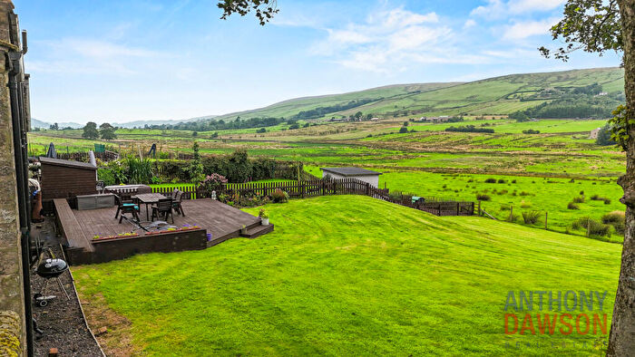 4 Bedroom Semi-Detached House For Sale In Tynedale Farm House, Spenbrook Road, Burnley, BB12