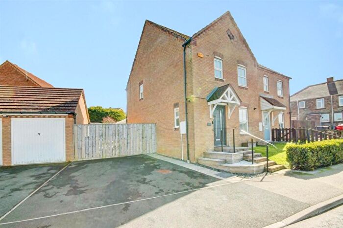 3 Bedroom Semi-Detached House For Sale In Ewehurst Road, Dipton, Stanley, DH9