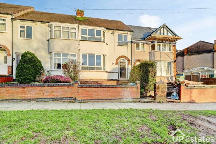 3 Bedroom Terraced House For Sale In Queen Isabels Avenue, Cheylesmore, Coventry, CV3