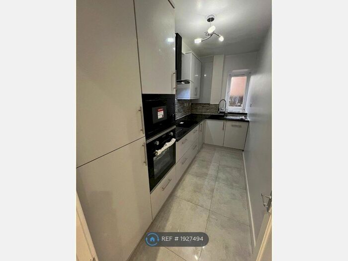 1 Bedroom Flat To Rent In Crystal Palace Park Road, London, SE26