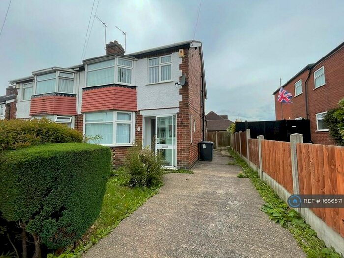 3 Bedroom Semi-Detached House To Rent In Devonshire Drive, Derby, DE3