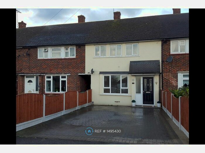 3 Bedroom Terraced House To Rent In South Road, South Ockendon, RM15