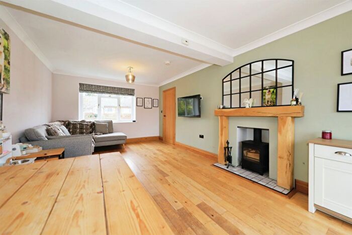 3 Bedroom Semi-Detached House For Sale In Green Oak Road, Codsall, Wolverhampton, WV8