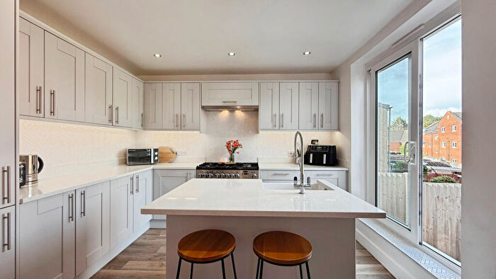 3 Bedroom Terraced House For Sale In School Road, Brislington, Bristol, BS4