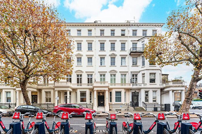 1 Bedroom Flat To Rent In Queens Gate, South Kensington, London, SW7