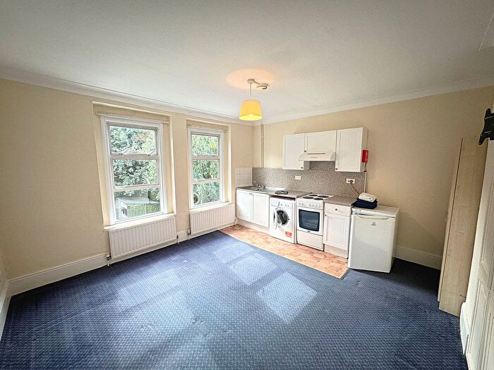 Studio To Rent In Streatham Place, Streatham Hill, SW2