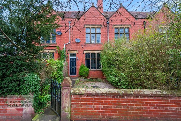 2 Bedroom Terraced House For Sale In Knutsford Road, Wilmslow, SK9
