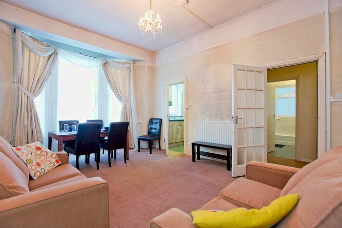 1 Bedroom End Of Terrace House To Rent In Tresslian Road, Lewisham, E4