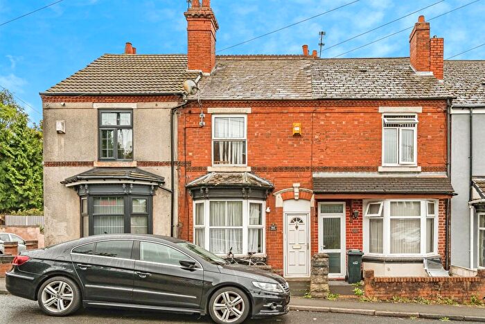 3 Bedroom Terraced House For Sale In Blackacre Road, Dudley, DY2