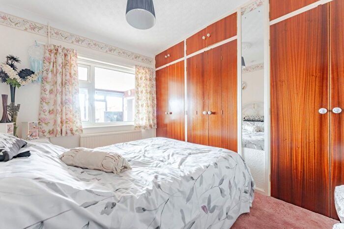 2 Bedroom Detached Bungalow For Sale In Norwich Road, Yaxham, Dereham, NR19