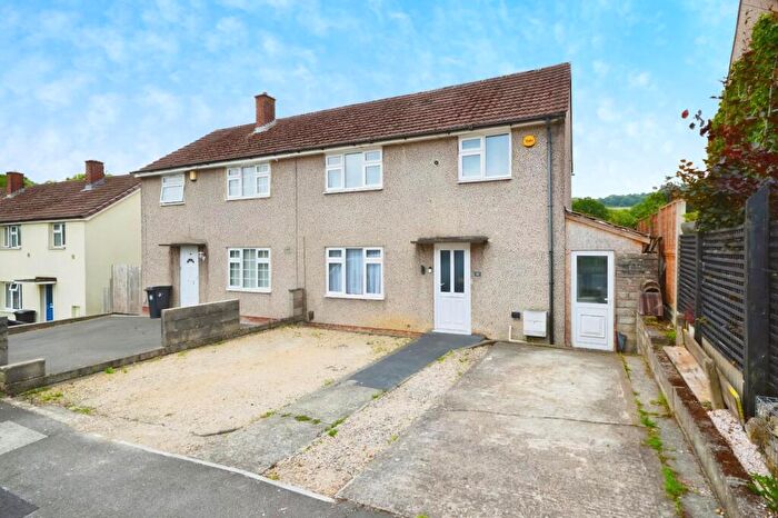 3 Bedroom Semi-Detached House For Sale In Huntingham Road, Bristol, BS13