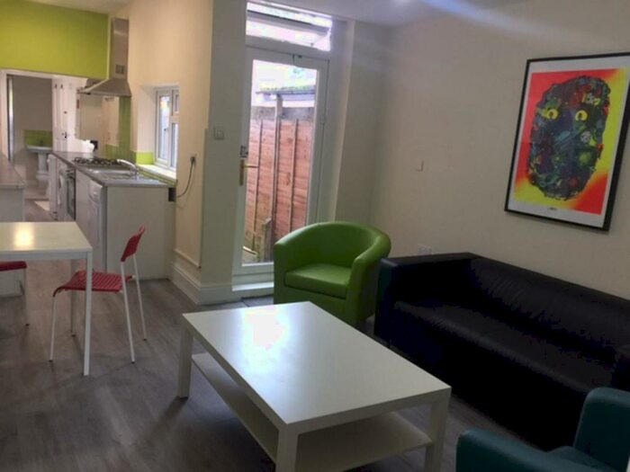 5 Bedroom Terraced House To Rent In Hubert Road, Selly Oak, Birmingham, B29