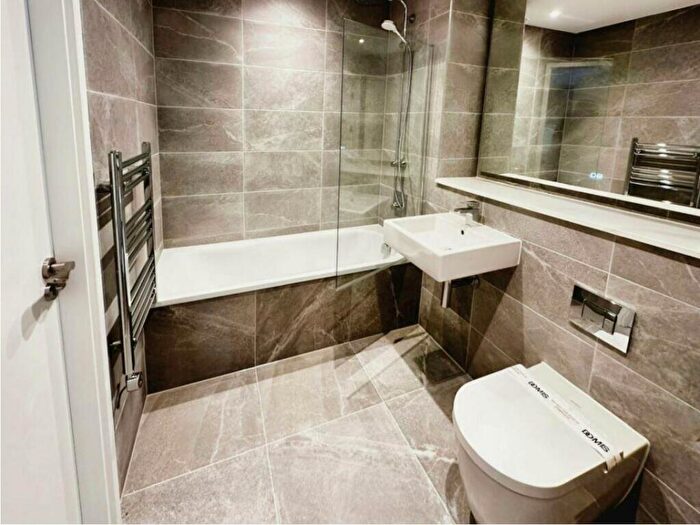 2 Bedroom Apartment To Rent In Viadux, Bridgewater Street, Manchester, M1
