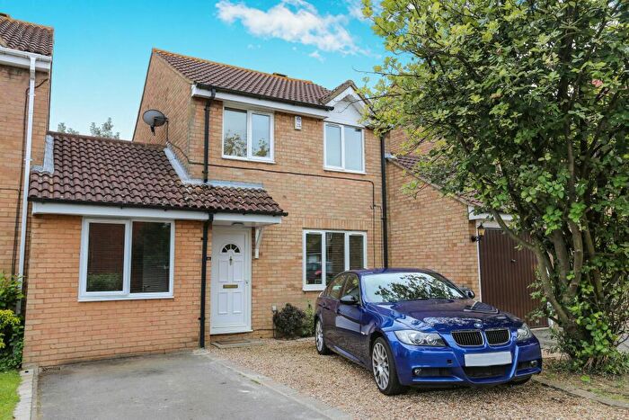 4 Bedroom Detached House For Sale In Claverley Green, Luton, LU2