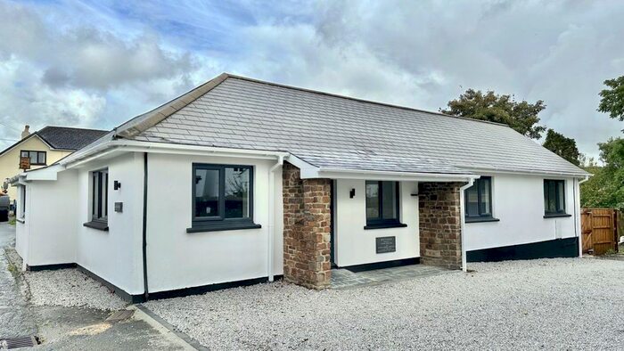4 Bedroom Detached Bungalow To Rent In Shebbear, Beaworthy, Devon, EX21