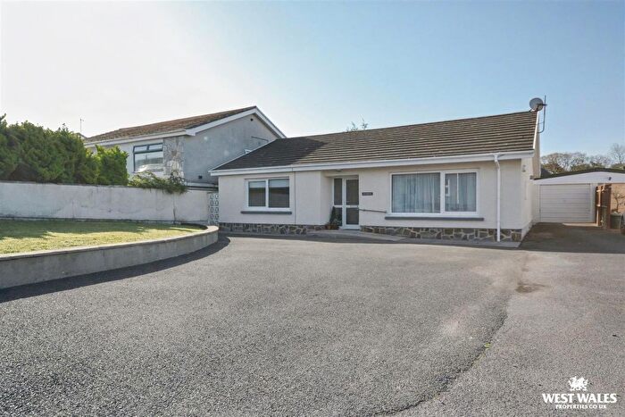 3 Bedroom Detached Bungalow For Sale In Cilgerran Road, Penybryn, Cardigan, SA43