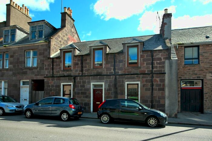 3 Bedroom Flat To Rent In Allardice Street, Stonehaven, Aberdeenshire AB39