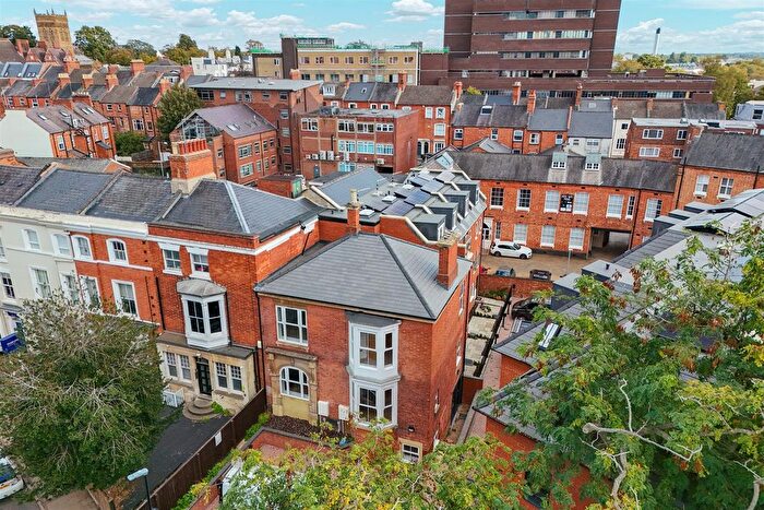 2 Bedroom End Terrace House For Sale In Derngate, Northampton, NN1