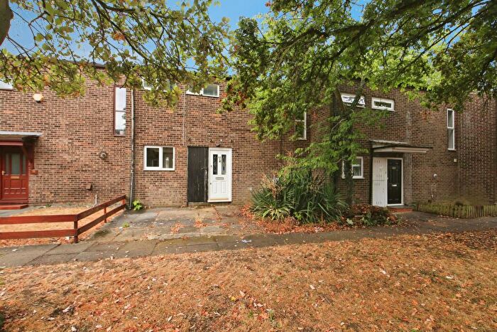 3 Bedroom Terraced House For Sale In Willonholt, Peterborough, PE3