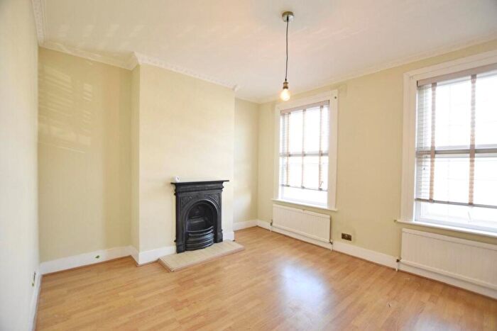 4 Bedroom Terraced House To Rent In Napier Road, Leytonstone, E11