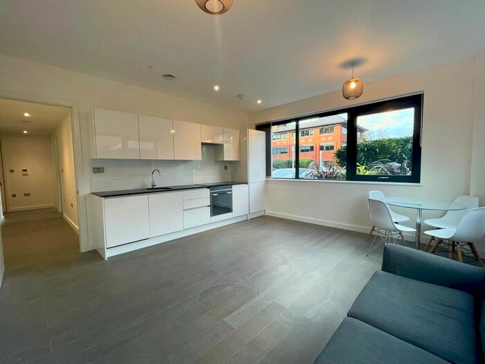 2 Bedroom Flat To Rent In Everard Close, St. Albans, AL1