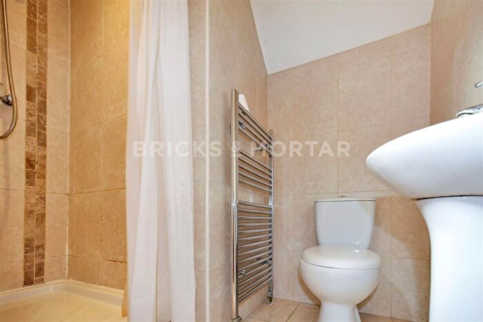 3 Bedroom Flat To Rent In Osborne Road, Jesmond, Newcastle Upon Tyne, NE2