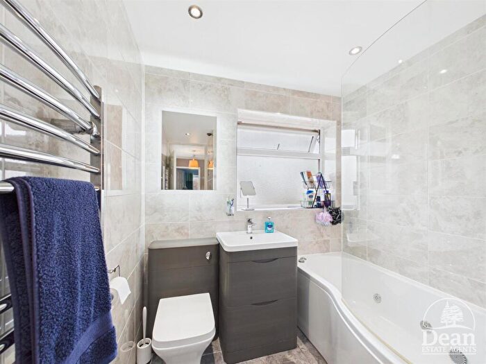 3 Bedroom Detached House For Sale In Bracken Drive, Lydney, GL15