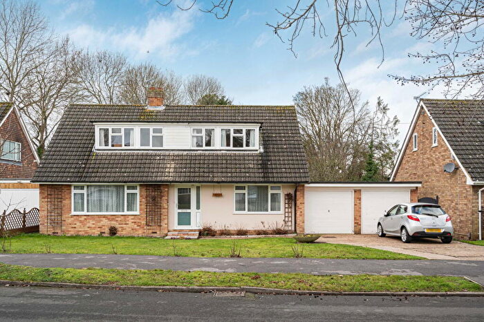 4 Bedroom Detached House For Sale In Murrells Walk, Bookham, KT23