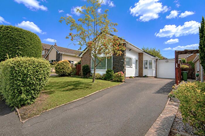 2 Bedroom Detached Bungalow For Sale In Llys Clwyd, St. Asaph, LL17
