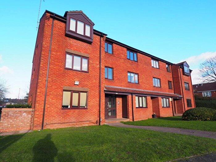 2 Bedroom Flat To Rent In Flat Rednal Mill Drive, Rednal, Birmingham, B45