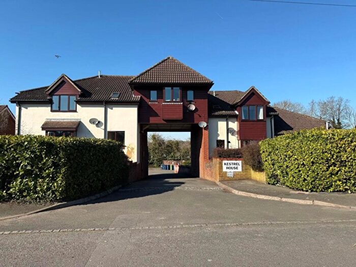 Studio To Rent In Weydon Lane, Farnham, Surrey, GU9