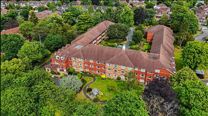 2 Bedroom Flat For Sale In Grange Road, Solihull, B91