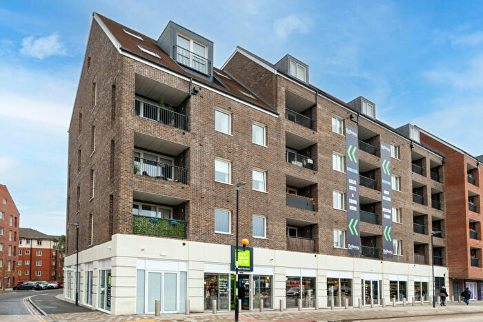 1 Bedroom Apartment For Sale In Morton Peto Road, Bishop's Stortford, Hertfordshire, CM23