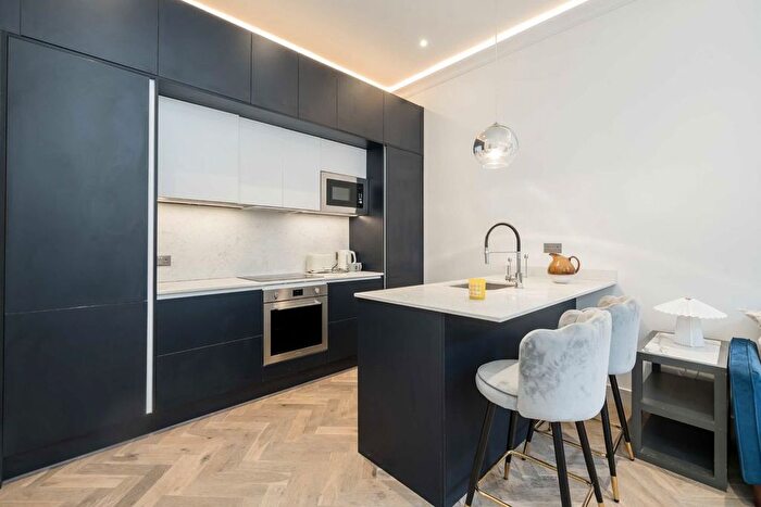 2 Bedroom Flat For Sale In Uxbridge Road, Ealing, W13