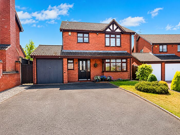 3 Bedroom Detached House For Sale In Burghley Walk, Lakeside, Brierley Hill, DY5