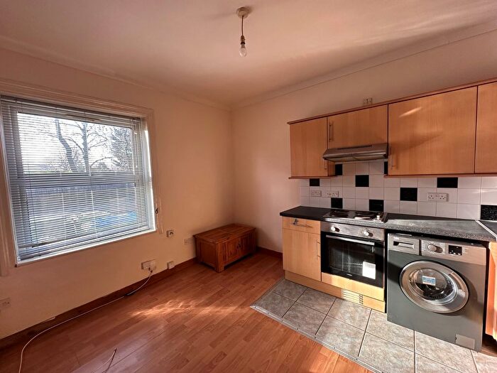 1 Bedroom Flat To Rent In St Denys Road, Southampton, SO17