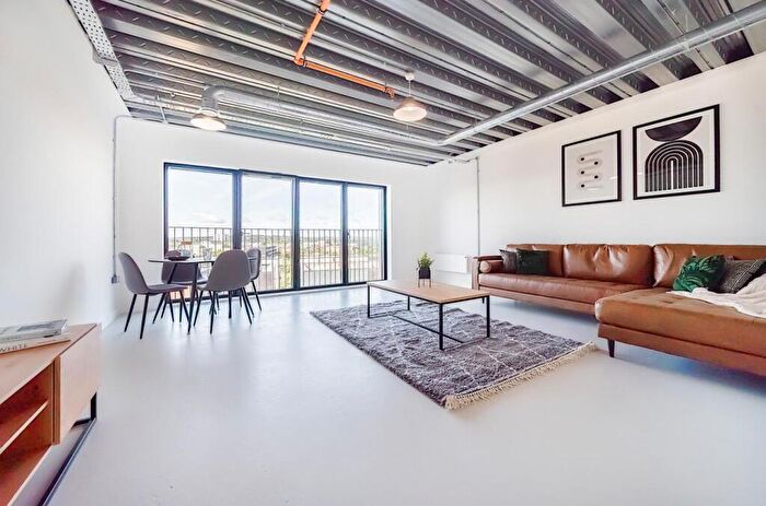 1 Bedroom Apartment To Rent In Aire Lofts, Climate Innovation District, LS9