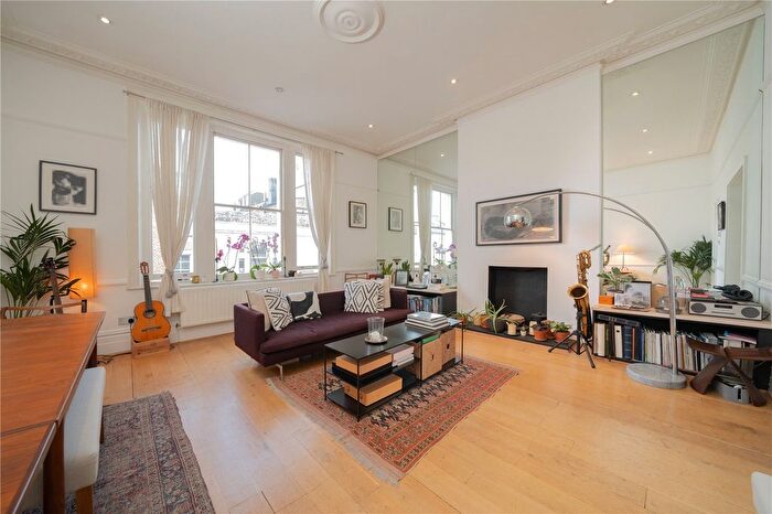 3 Bedroom Maisonette To Rent In Stratford Road, London, W8
