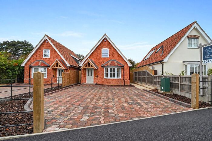 3 Bedroom Detached House For Sale In Askins Road, East Bergholt, Suffolk, CO7