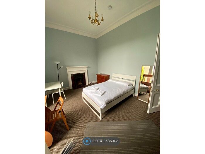 7 Bedroom Flat To Rent In Clifton Terrrace, Edinburgh, EH12