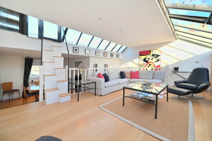 3 Bedroom Flat To Rent In Lexham Gardens, W8